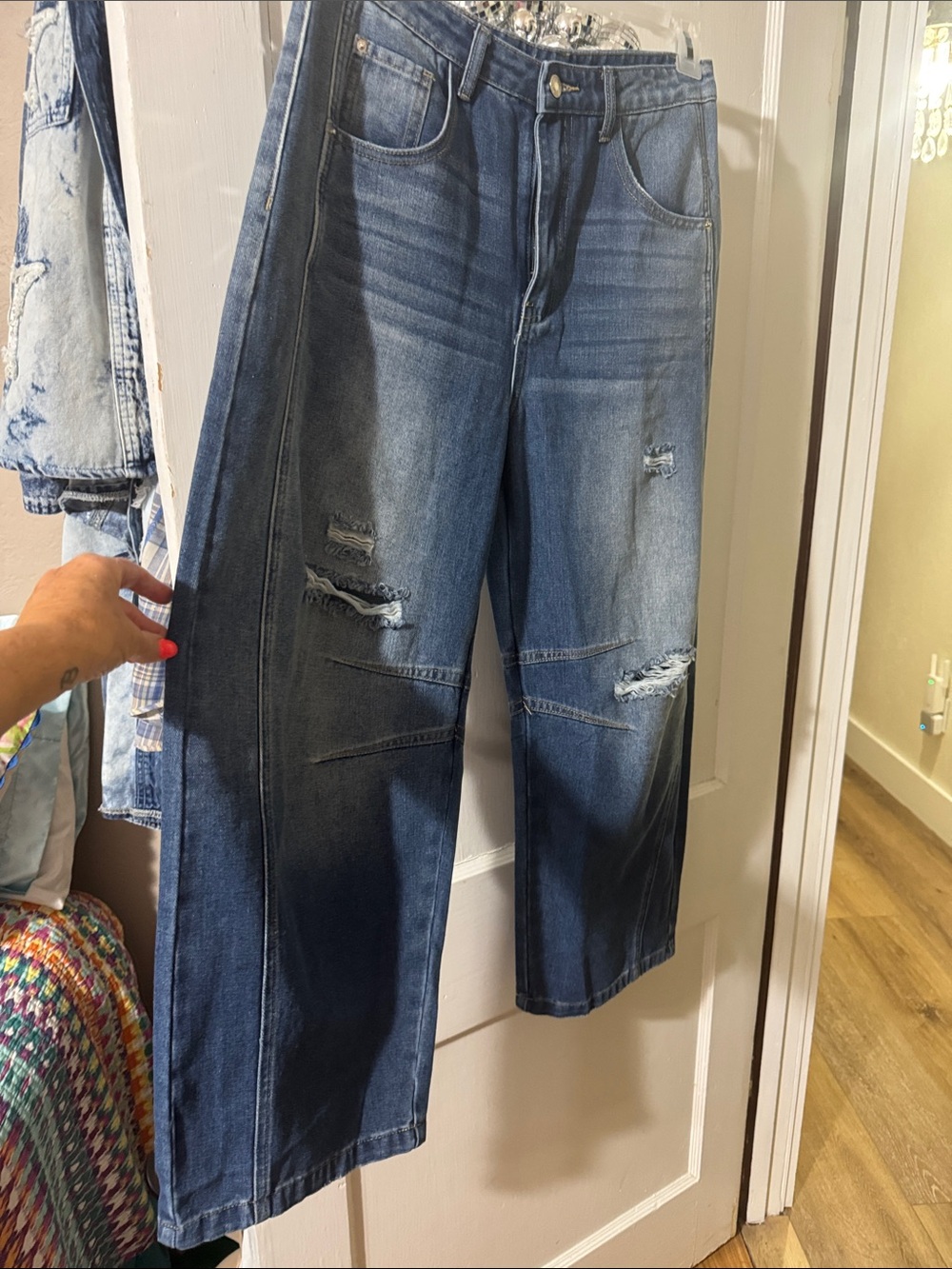 BARREL JEANS SIZE 10